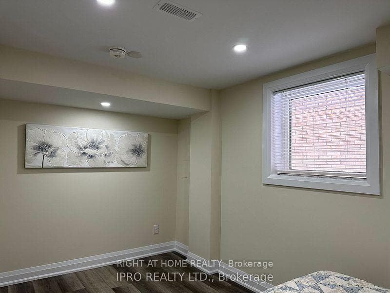 67 Chaumont Drive Unit Bsmt photo 8