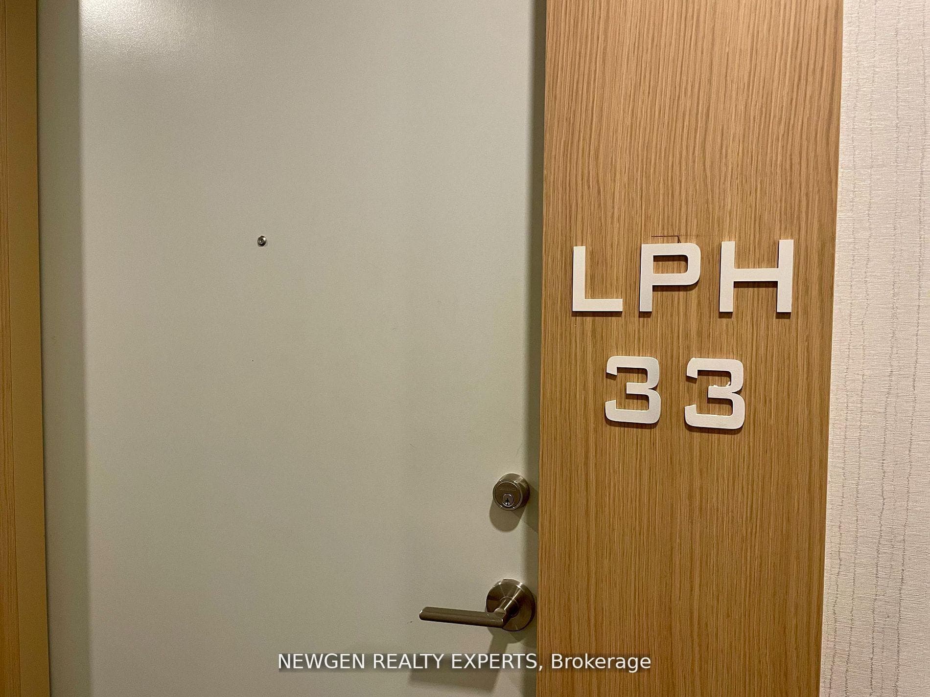 1100 Sheppard Avenue Unit LPH33 photo 9