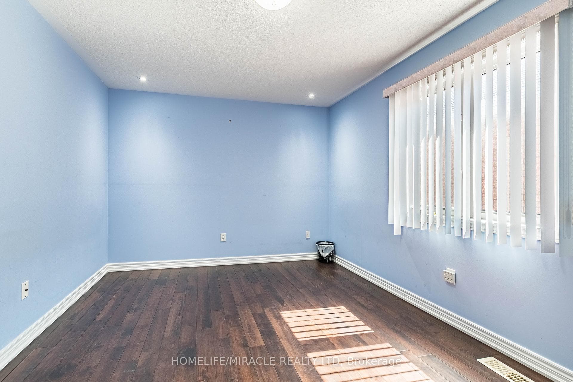 62 Long Meadow Road Unit Upper Portion photo 36