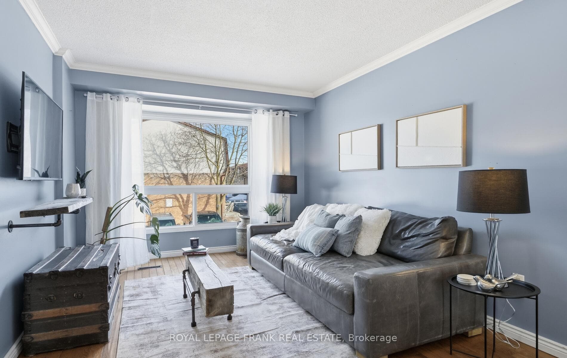 222 Pearson Street Unit 19 photo 3