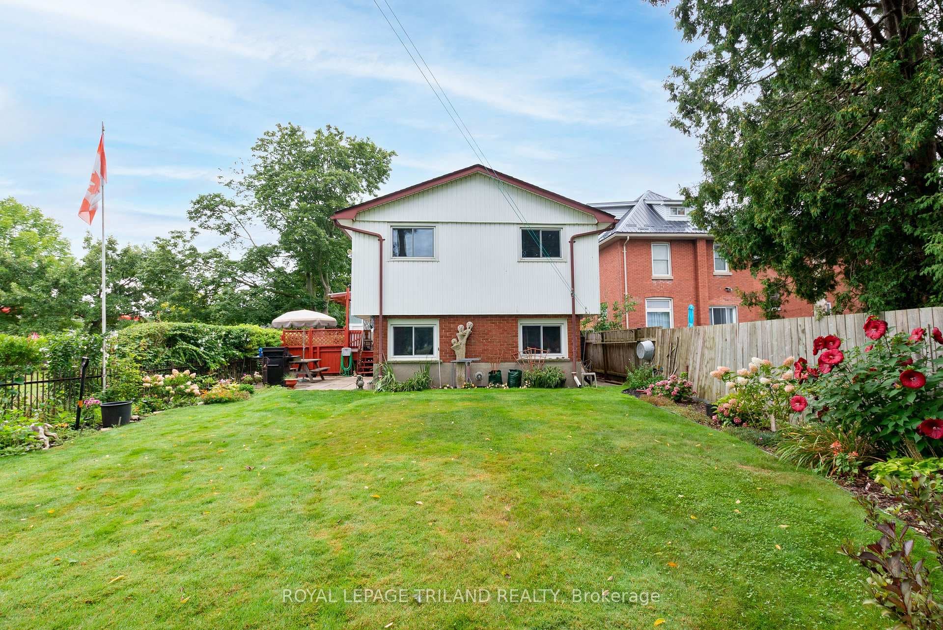172 Wilson Avenue photo 27