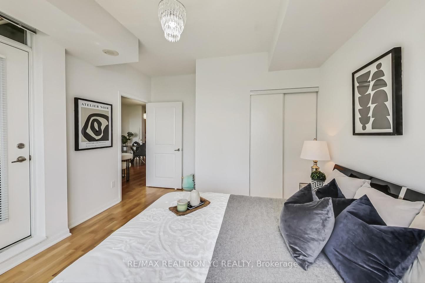 21 Grand Magazine Street Unit 2004 photo 16