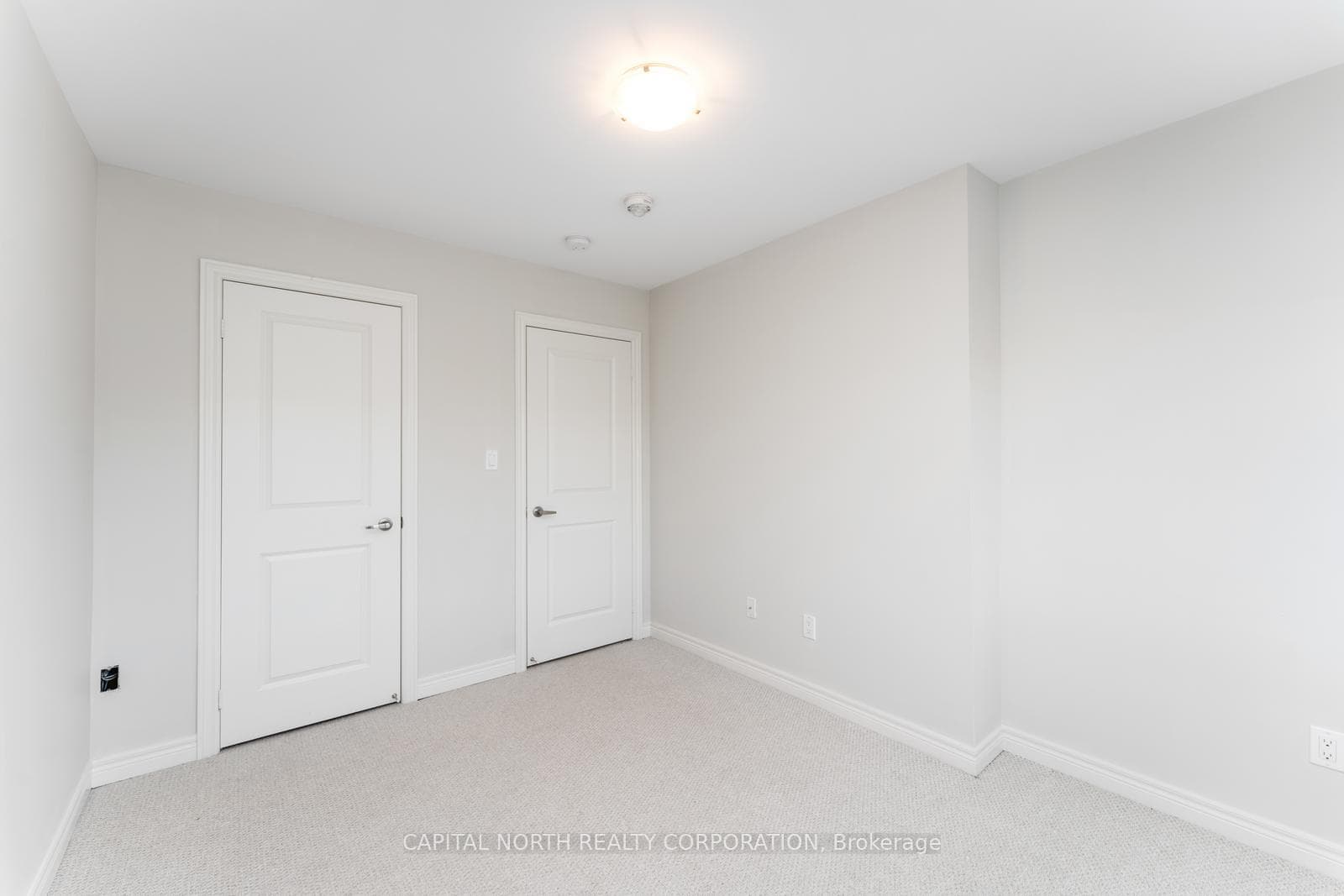 84 Fortis Crescent photo 30