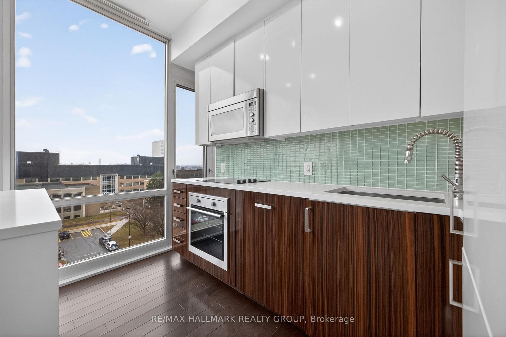 201 Parkdale Avenue Unit 705 photo 10