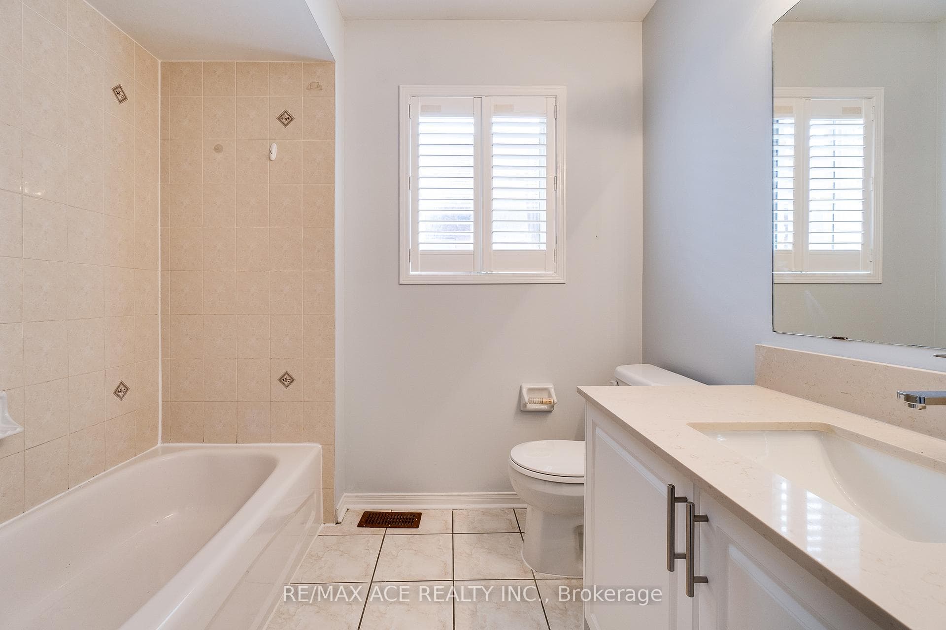 14 Castleford Drive photo 25