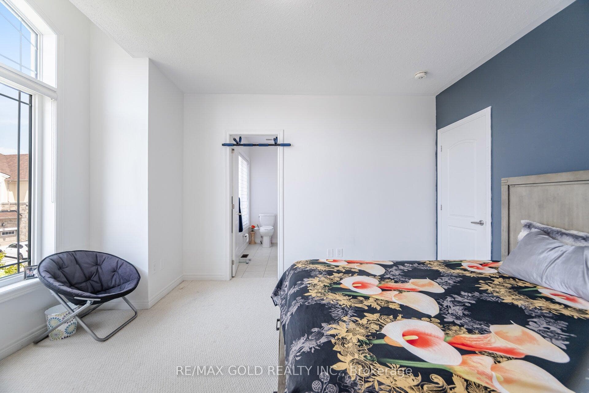 54 Ash Hill Avenue photo 31