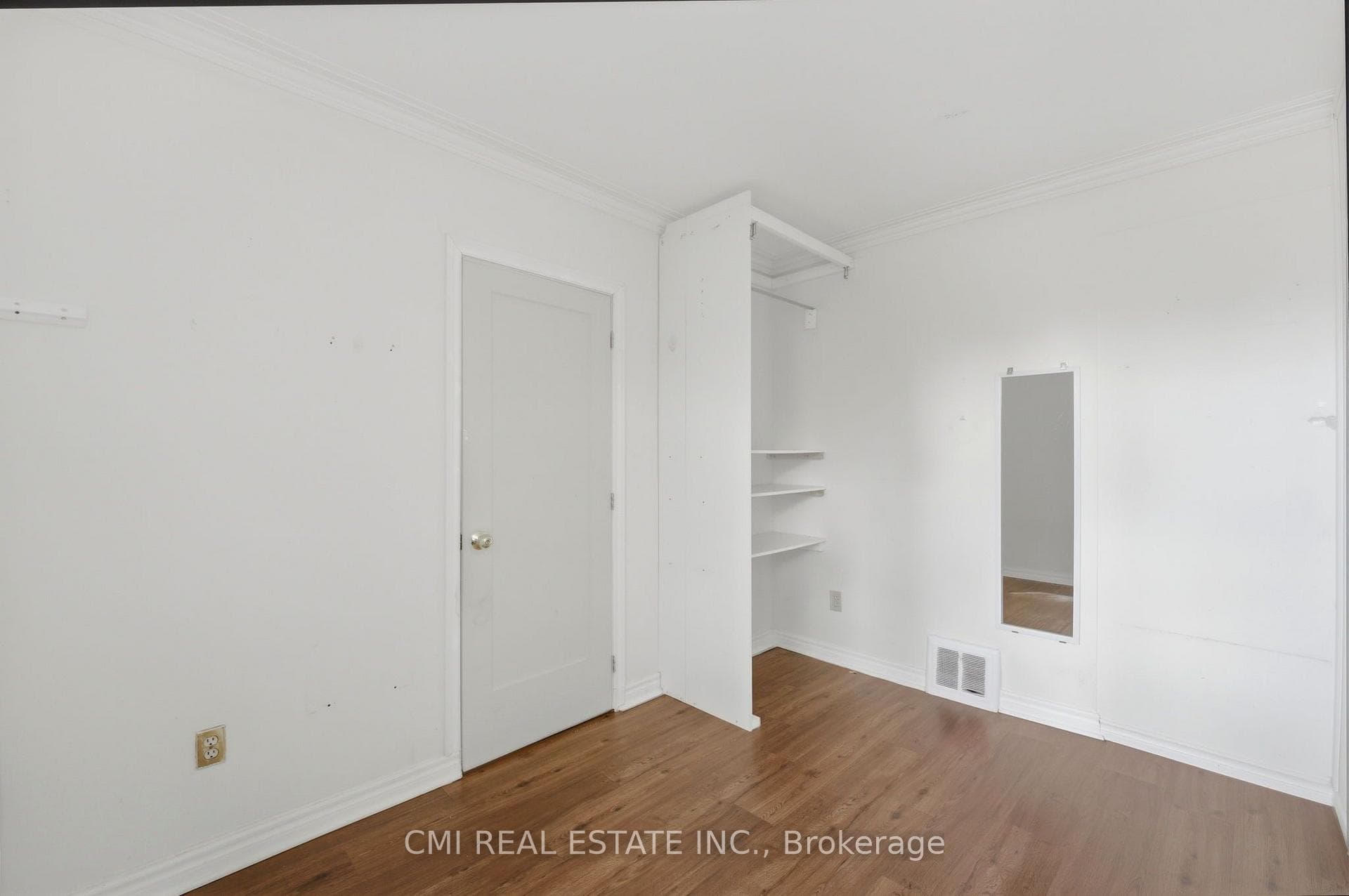 106 Flora Drive photo 15