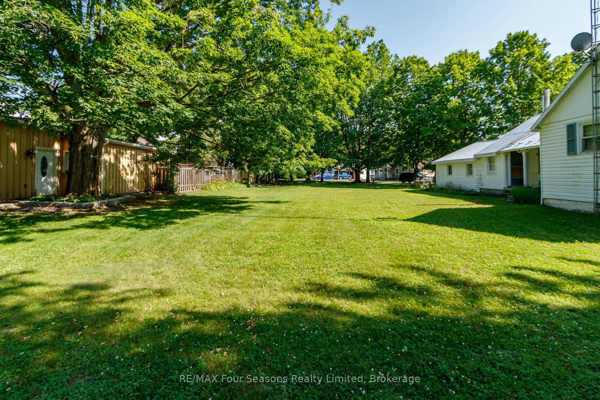201 Sunnidale Street photo 26