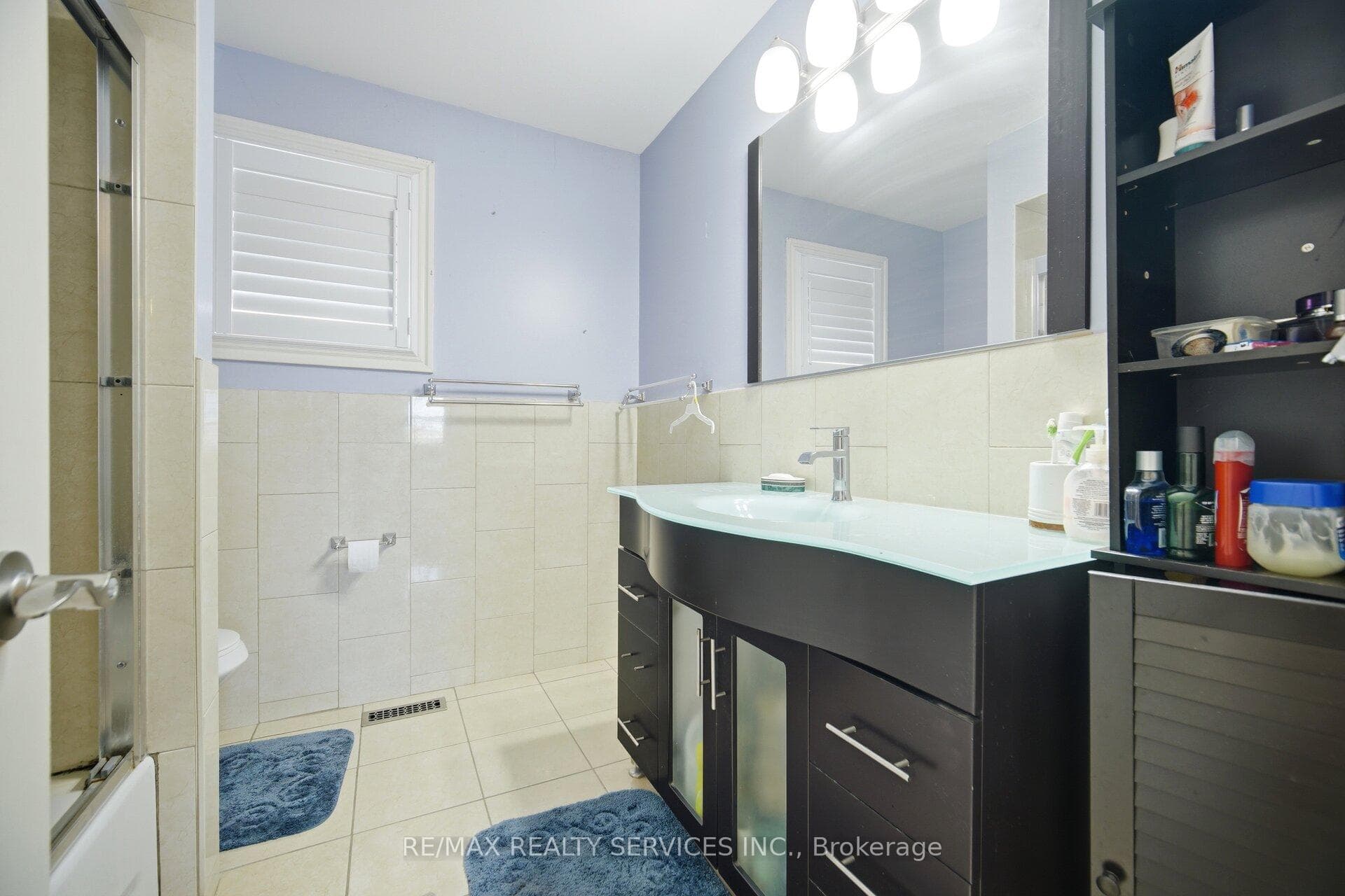 26 Sunforest Drive photo 24