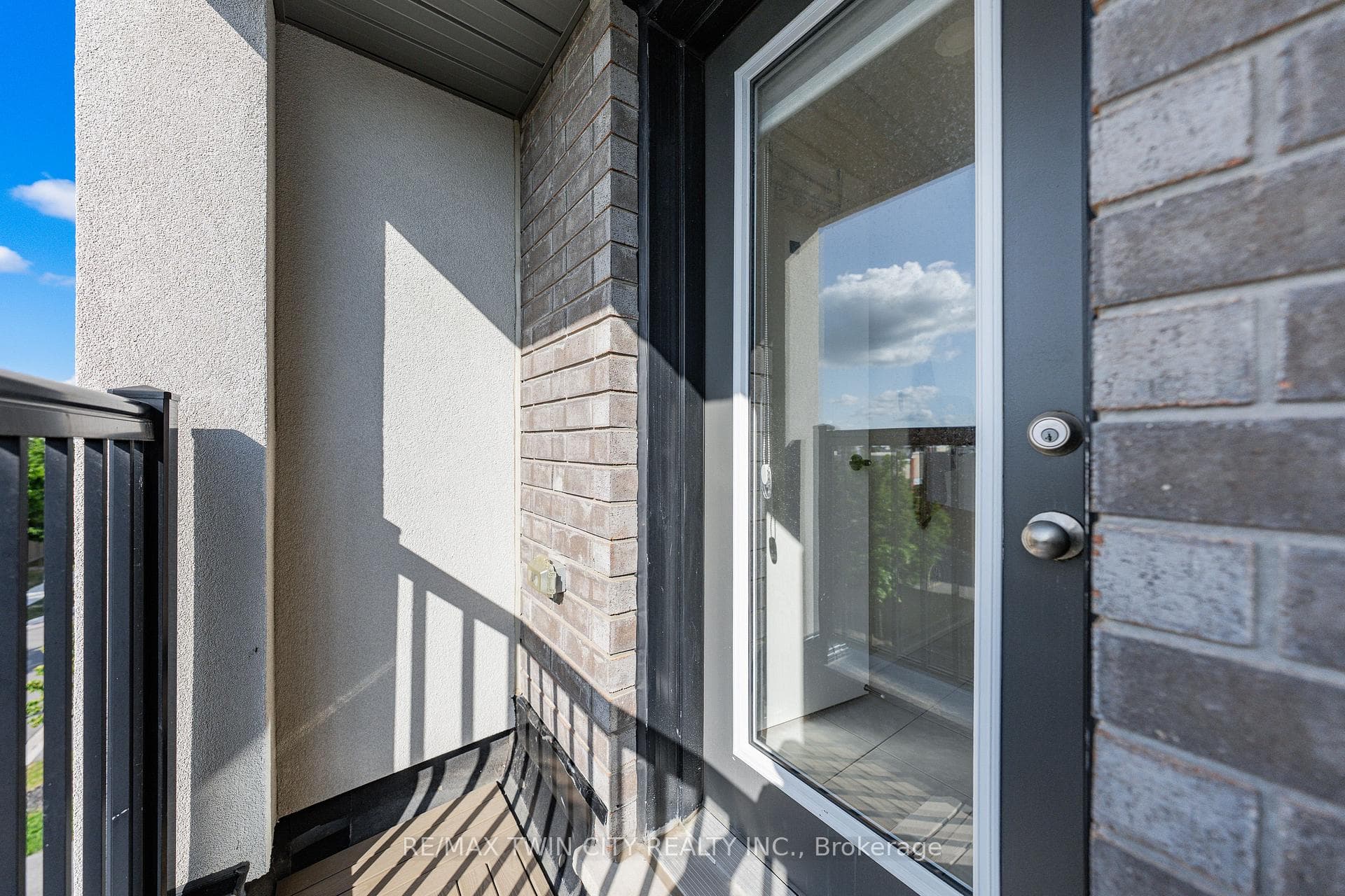 49 Lambert Lane photo 31