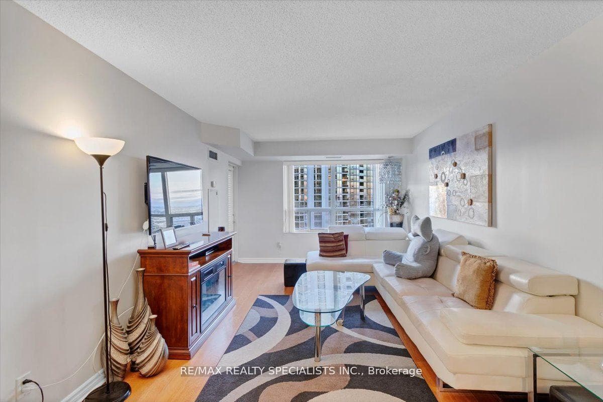 25 Kingsbridge Garden Circle Unit 1720 photo 15
