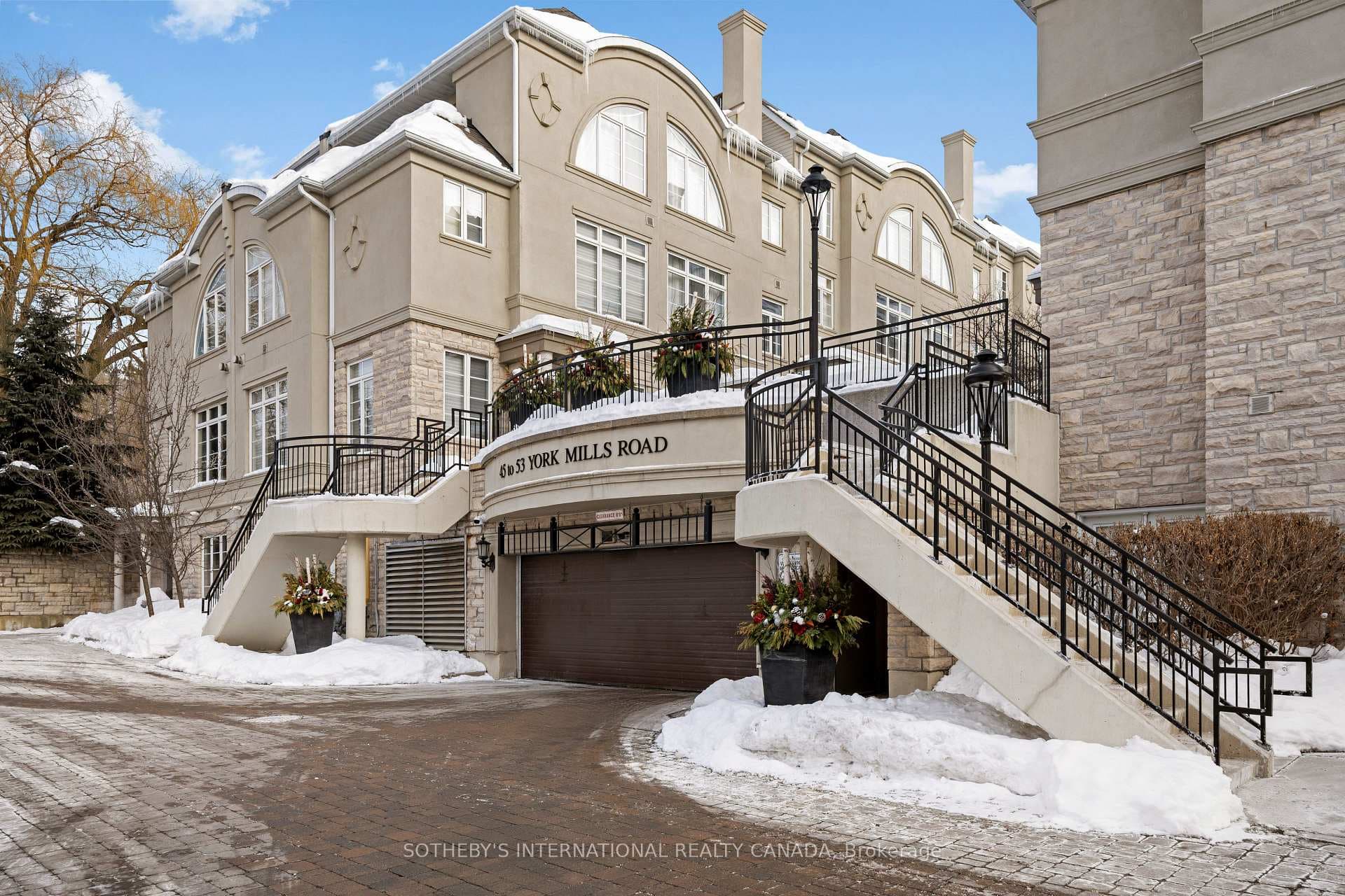 47 York Mills Road Unit 205 photo 1