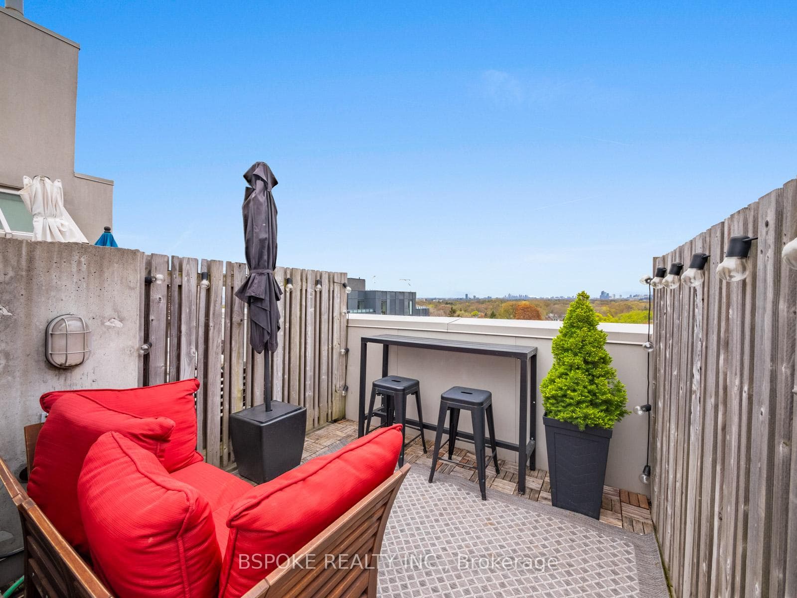 437 Roncesvalles Avenue Unit 113 photo 35