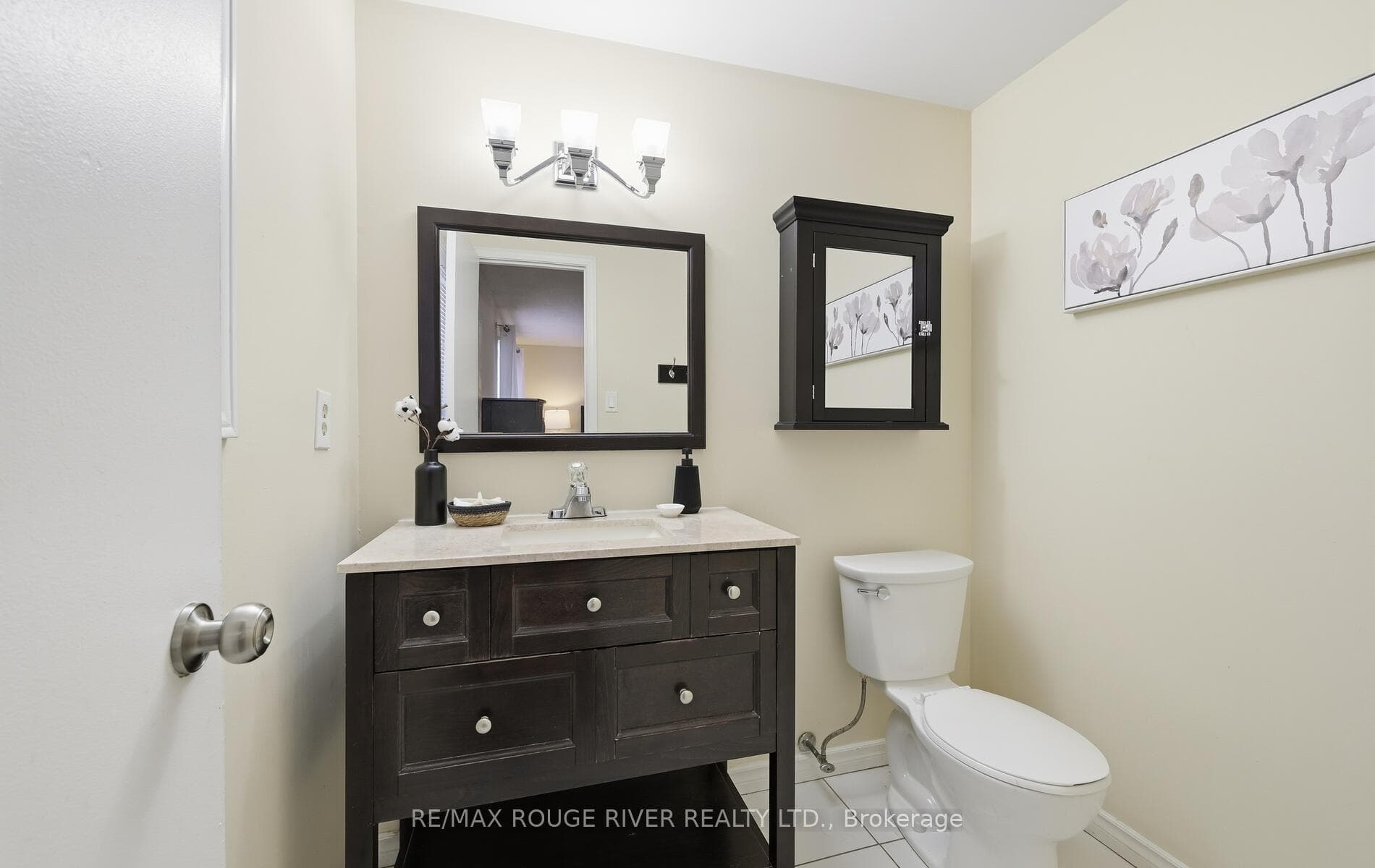 1201 Charlotte Circle photo 17