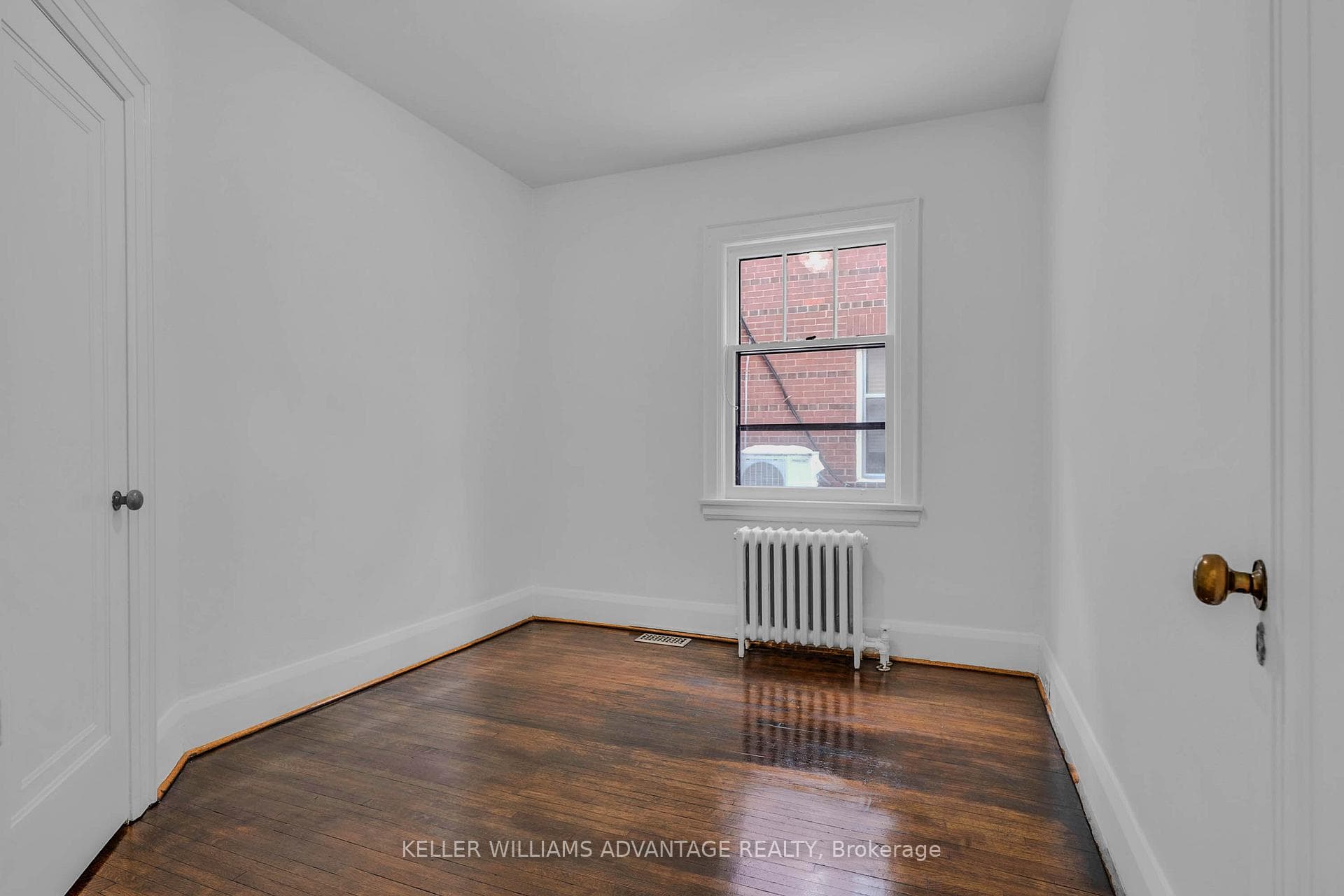 33 Whitehall Road photo 21