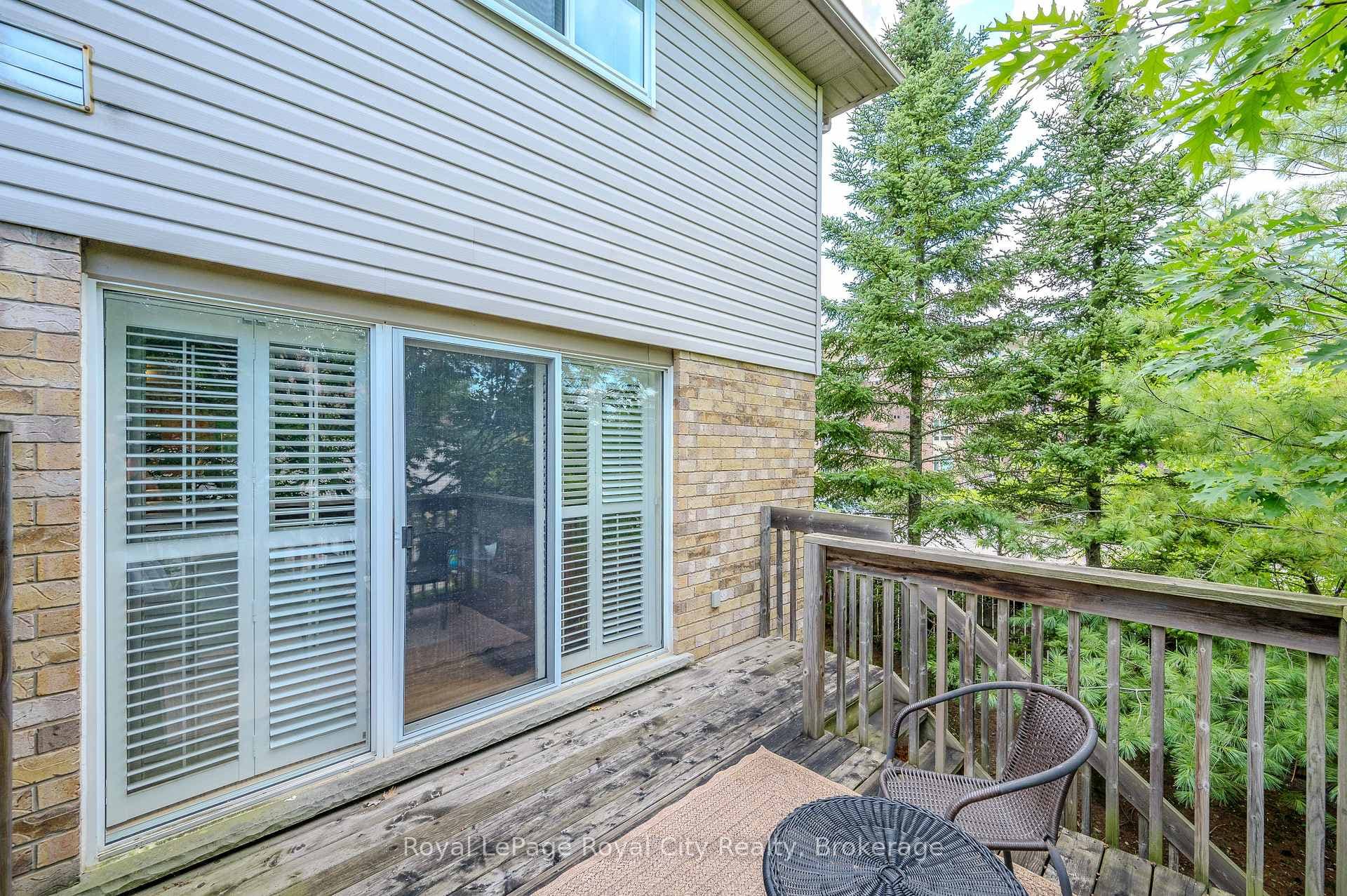 31 Schroder Crescent Unit 31 photo 34
