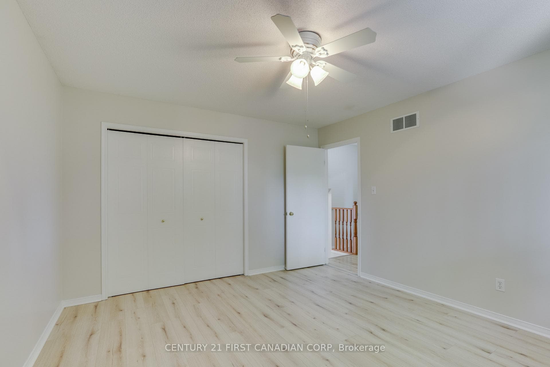 604 Talltree Crescent photo 22