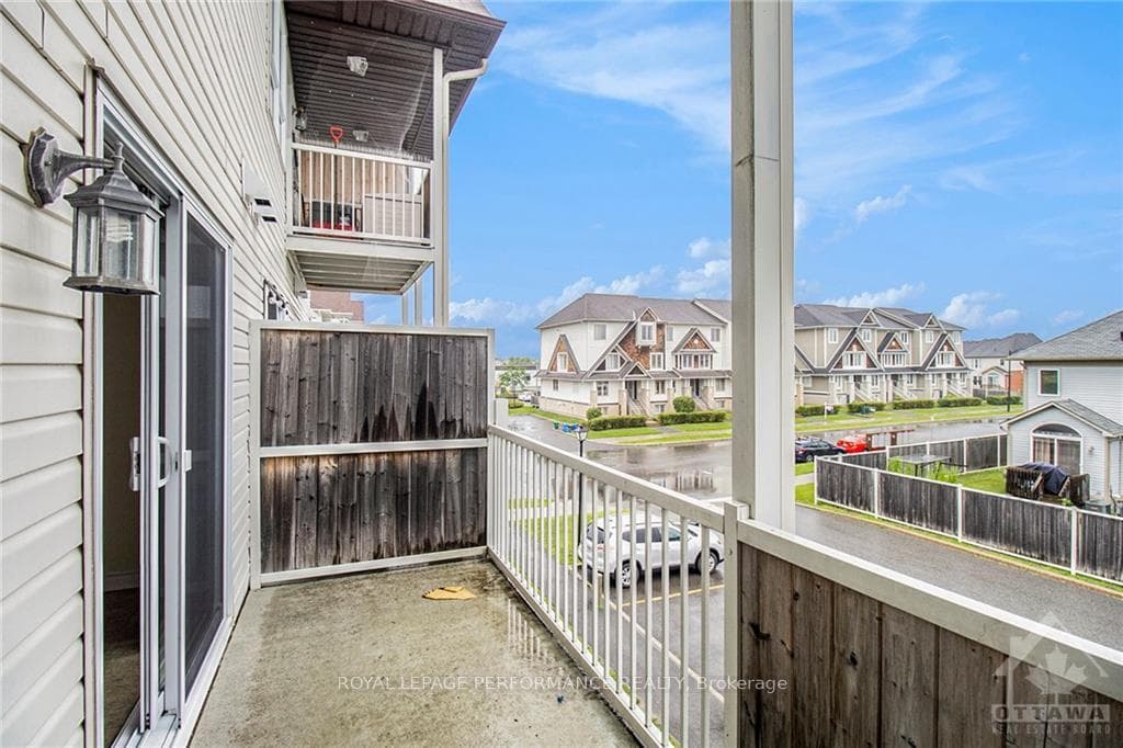772 LAKERIDGE Drive photo 15