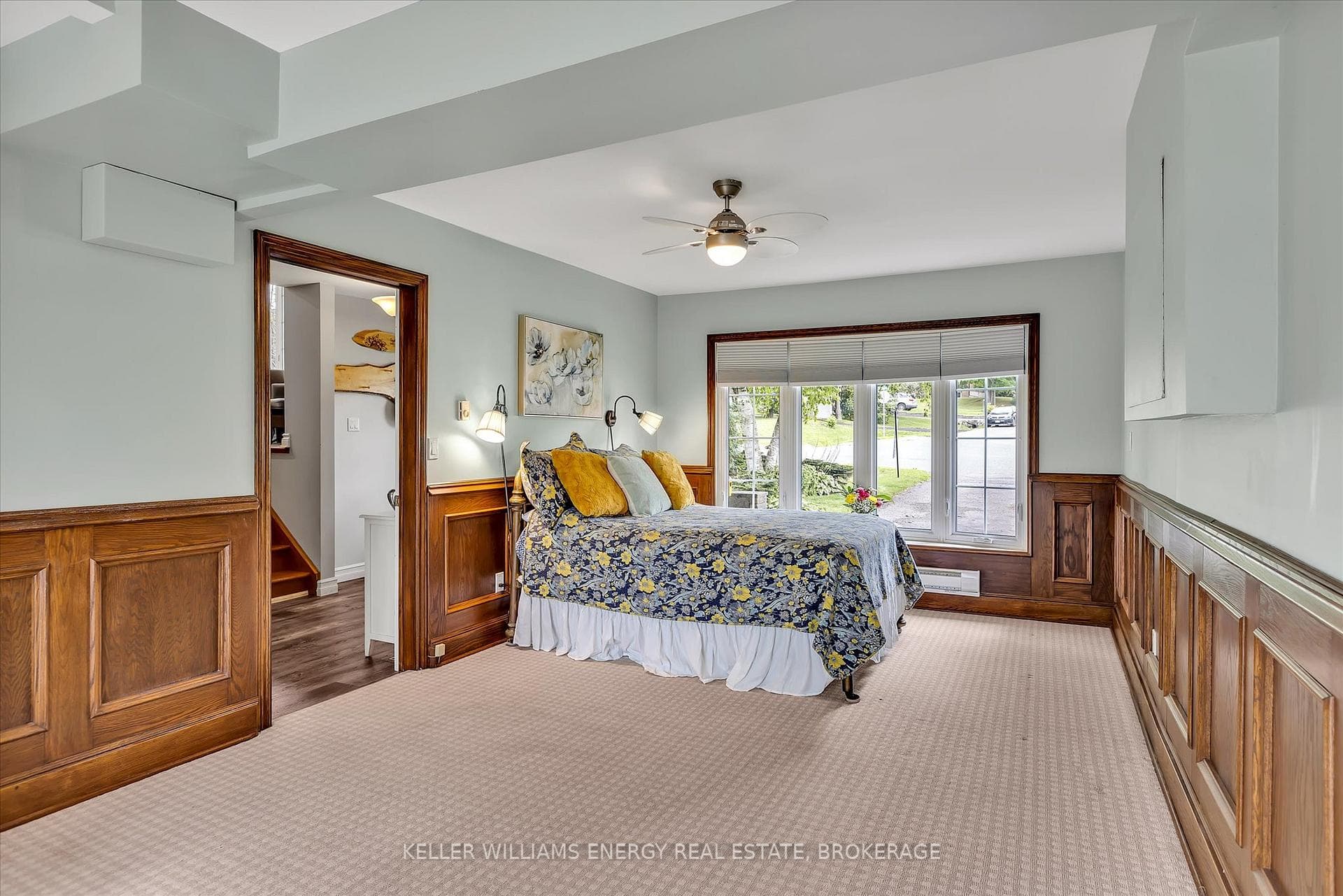270 Woodward Avenue photo 6