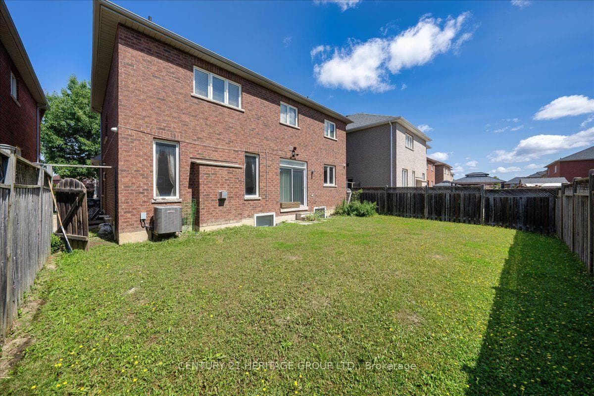 19 Reynolds Avenue photo 46