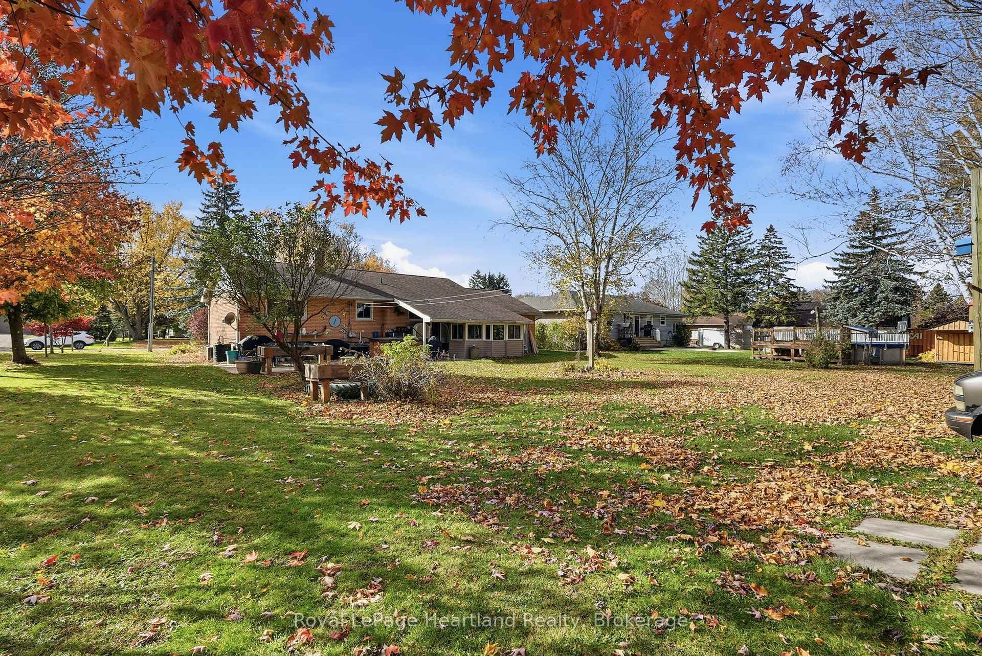 292 Wellington Street photo 22