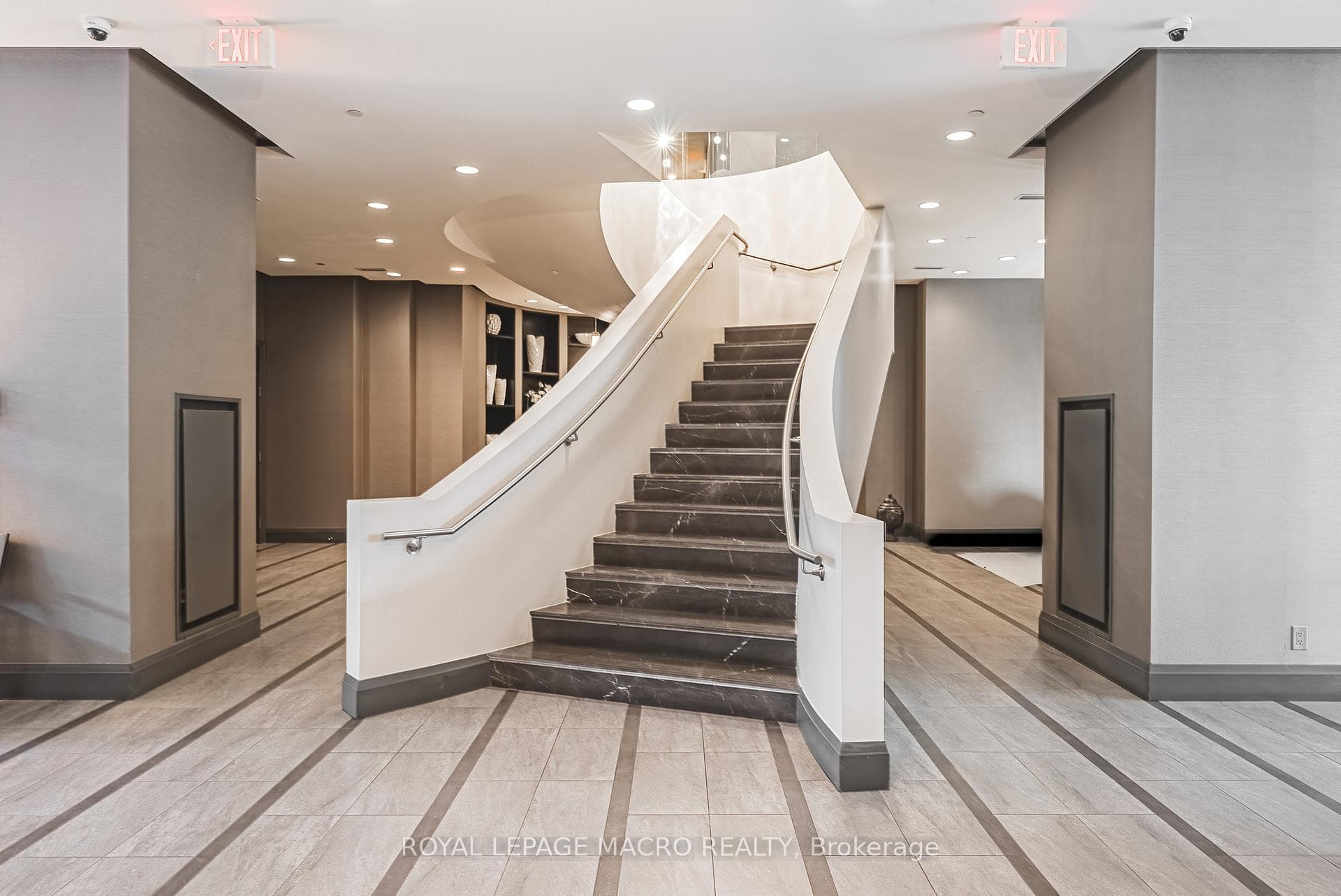 11 Bronte Road Unit 503 photo 17