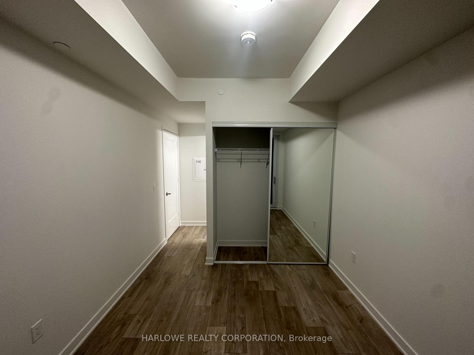 70 Princess Street Unit 1411 E photo 14