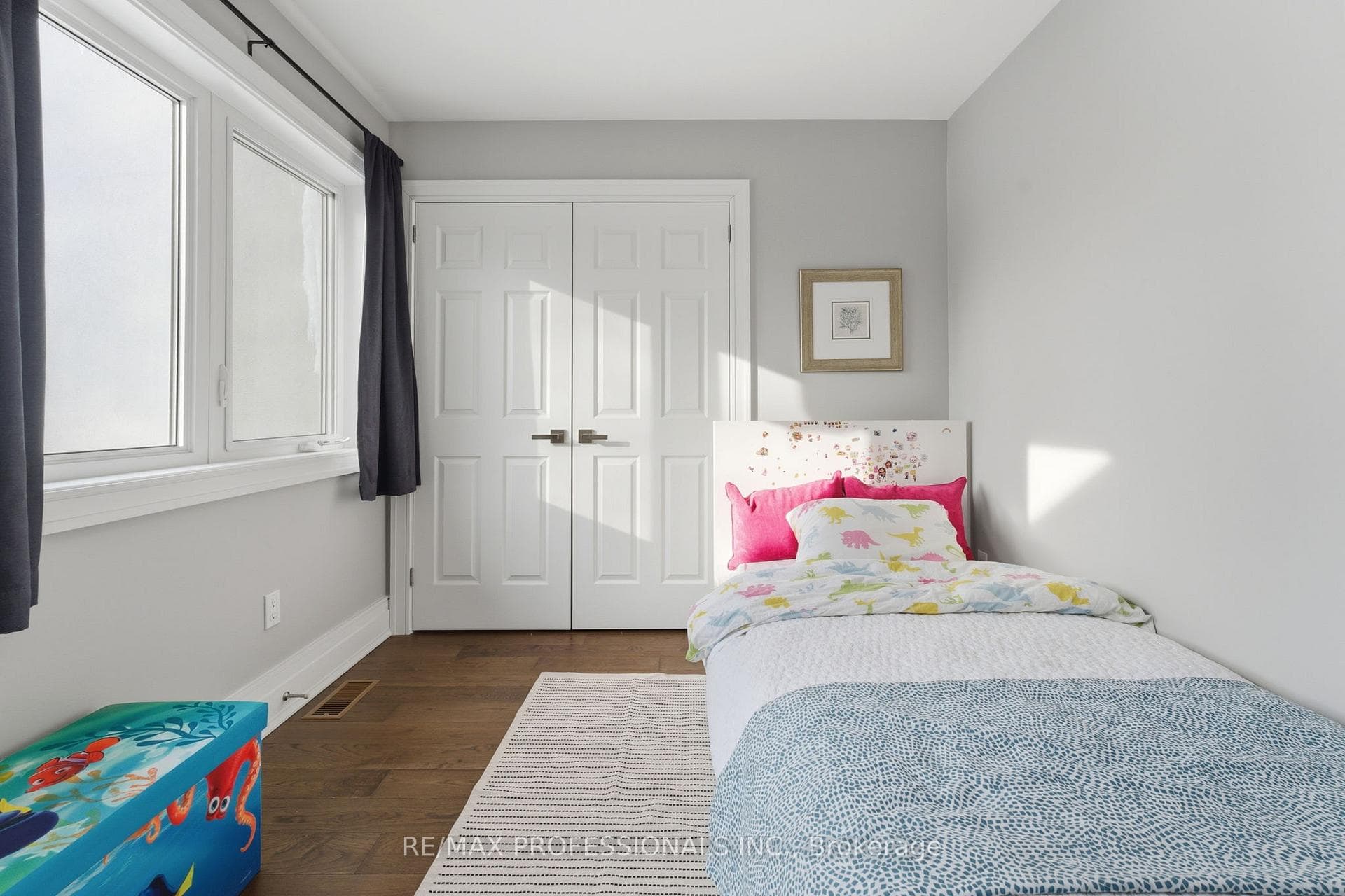 670 Beresford Avenue photo 24