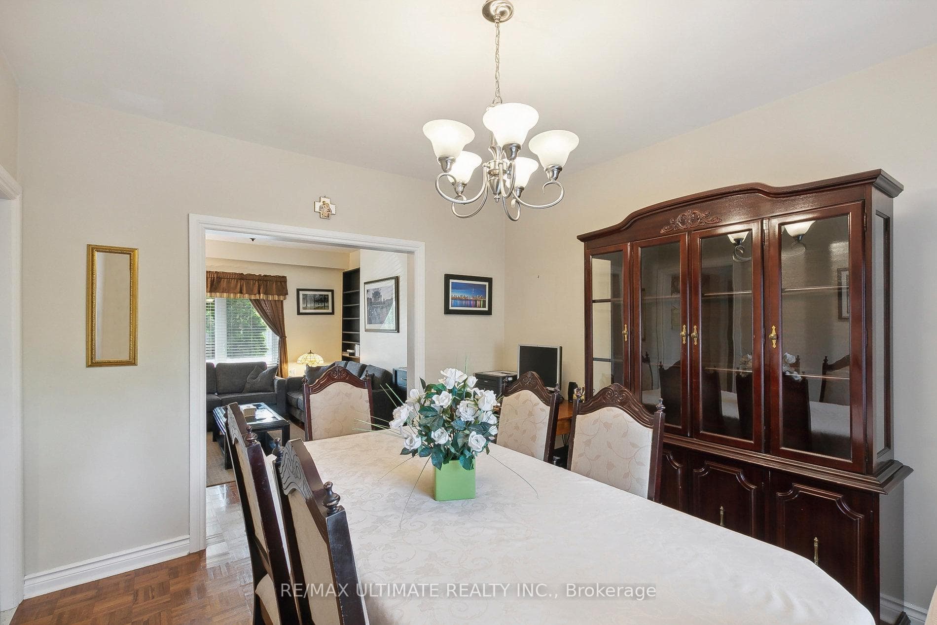 405 Northcliffe Boulevard photo 14