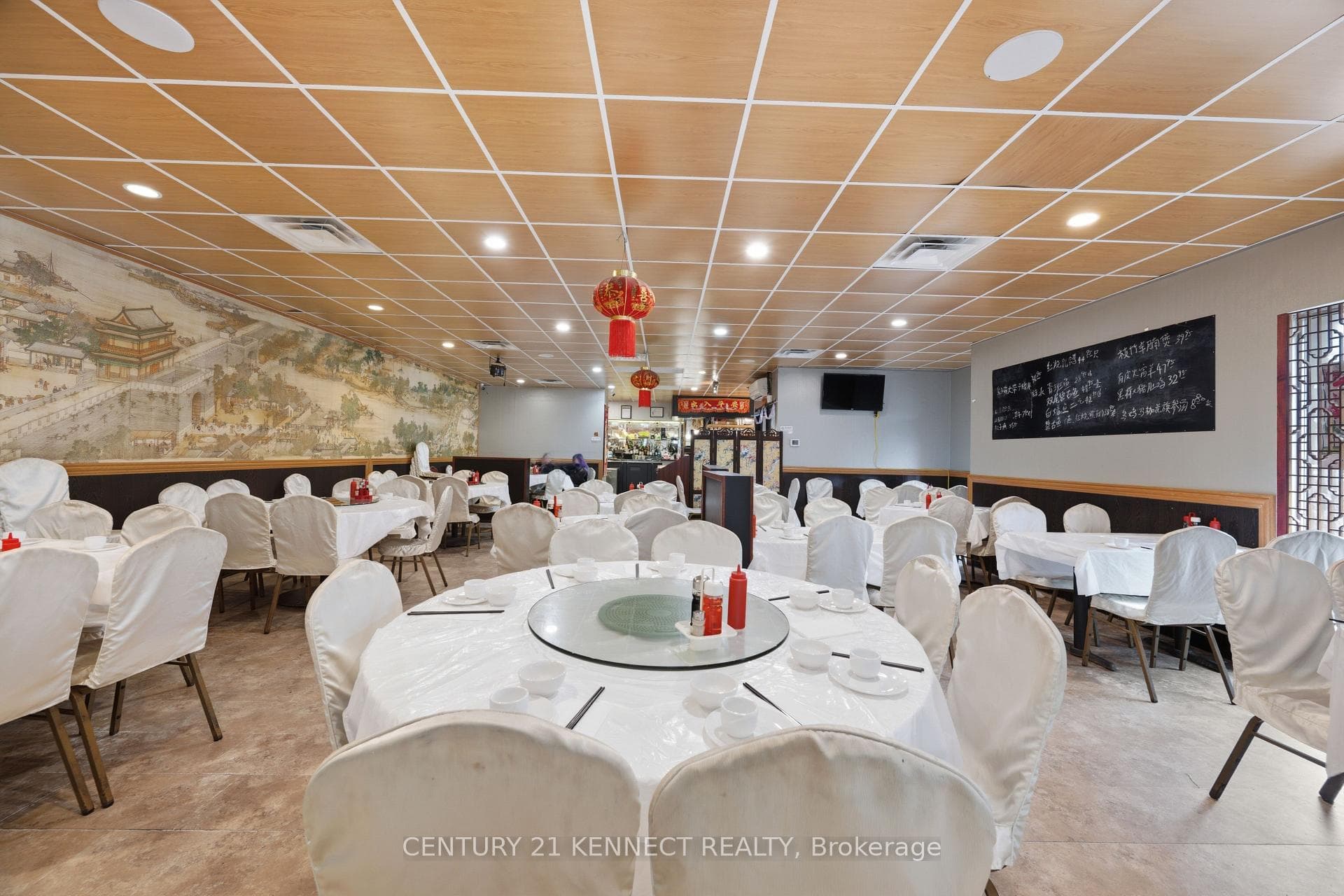 1499 Merivale Road photo 9