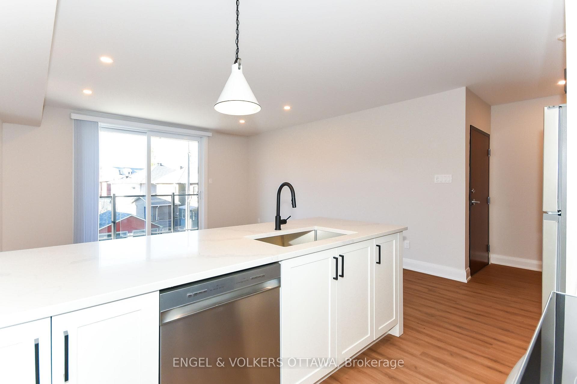 35 Monk Street Unit 6 photo 7