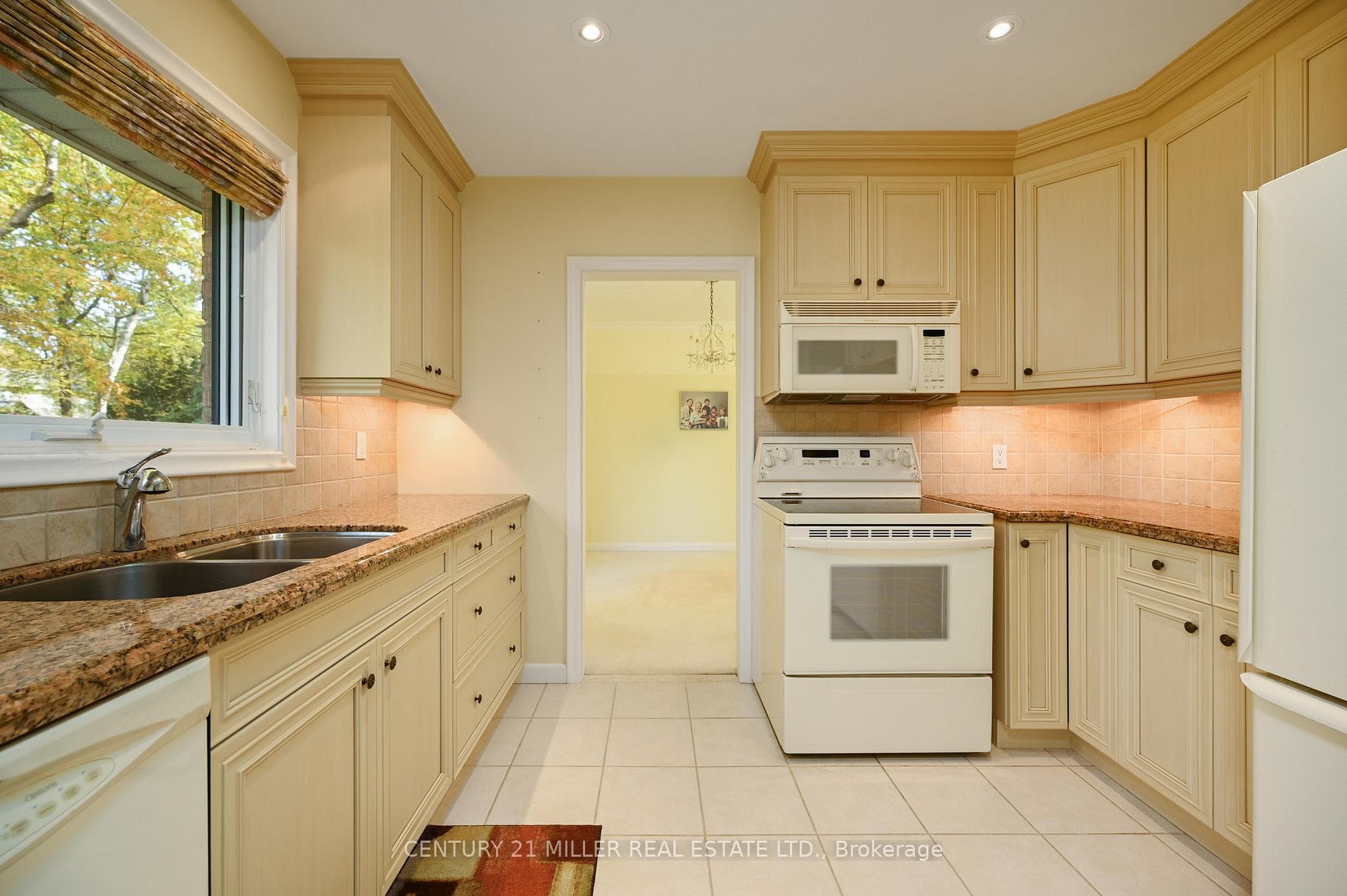 257 Wedgewood Drive photo 10