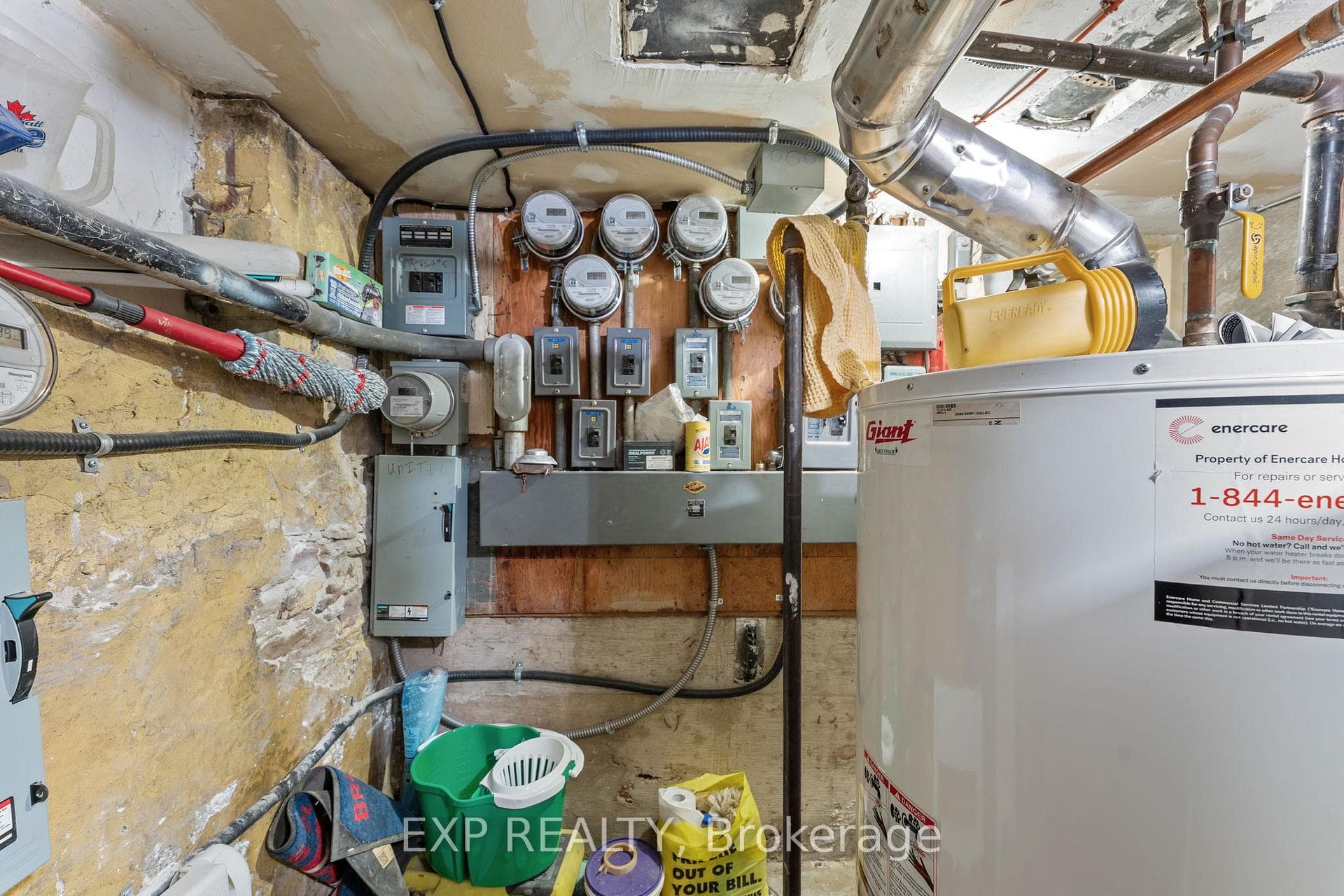 354 Annette Street photo 16