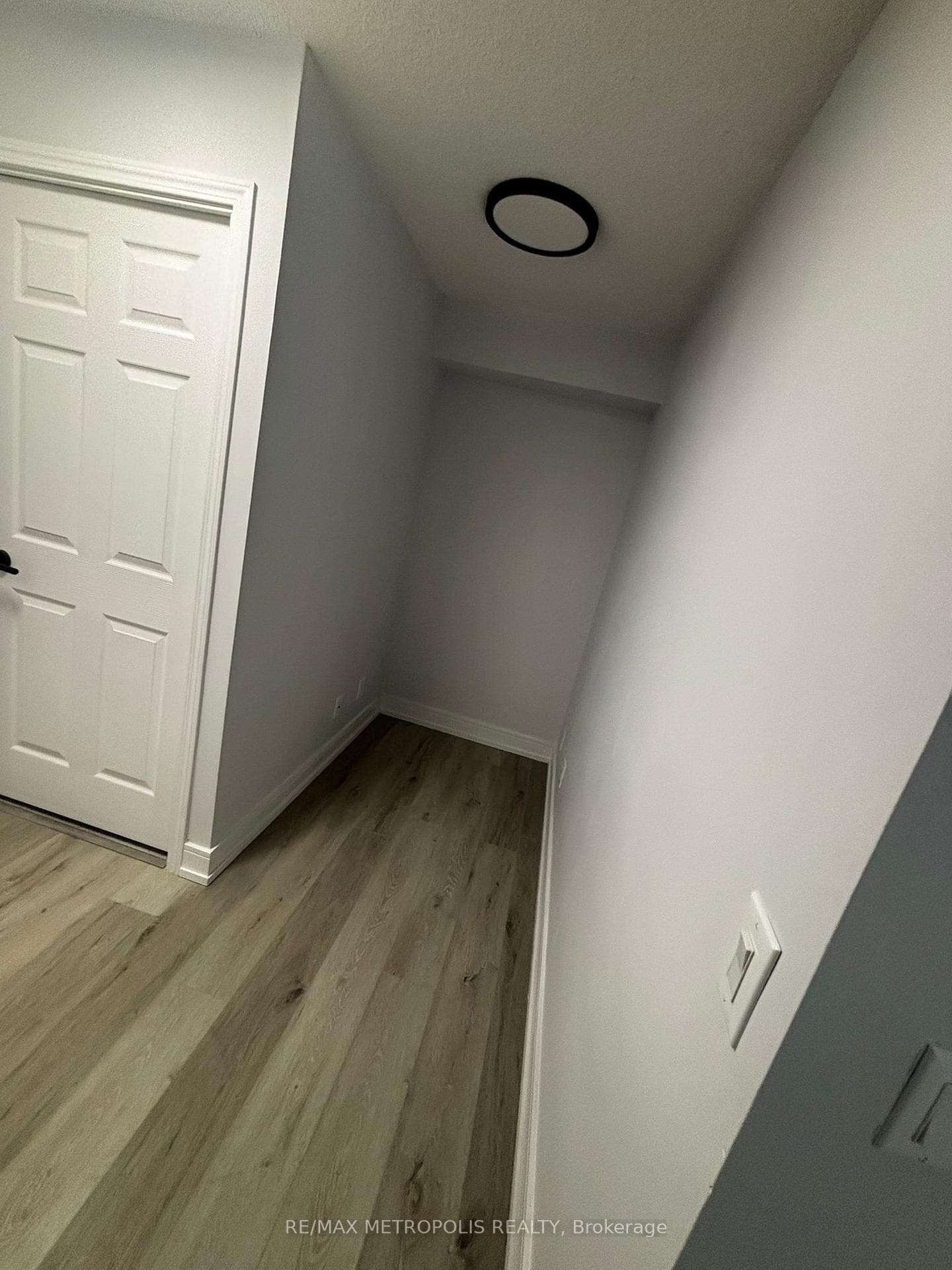 30 Grand Trunk Crescent Unit 307 photo 7