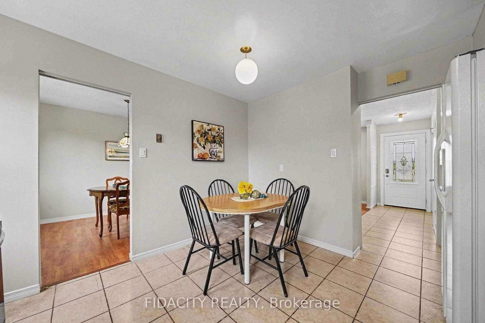 18 Ross Street photo 8