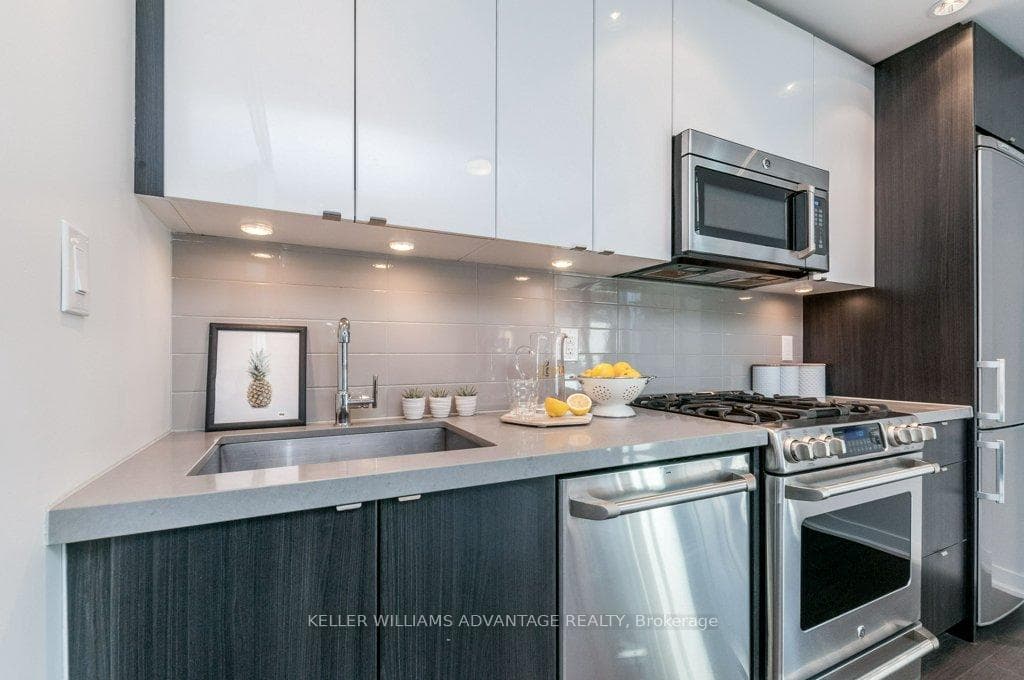 88 Colgate Avenue Unit 432 photo 12