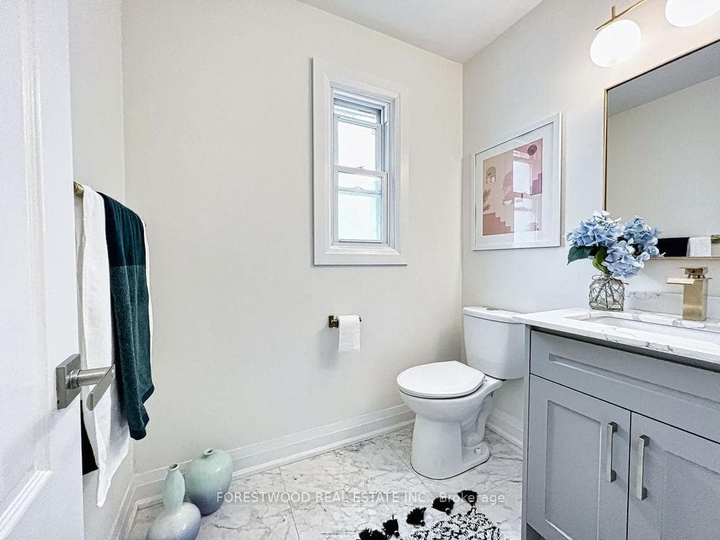 400 Bloor Street Unit 56 photo 19