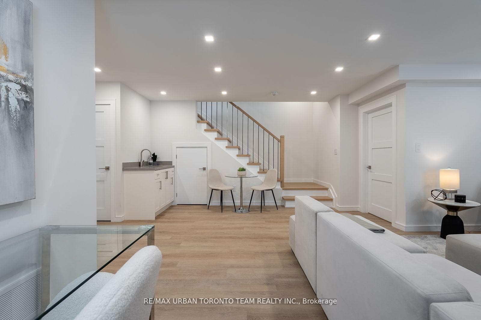 26 Kalmar Avenue photo 28