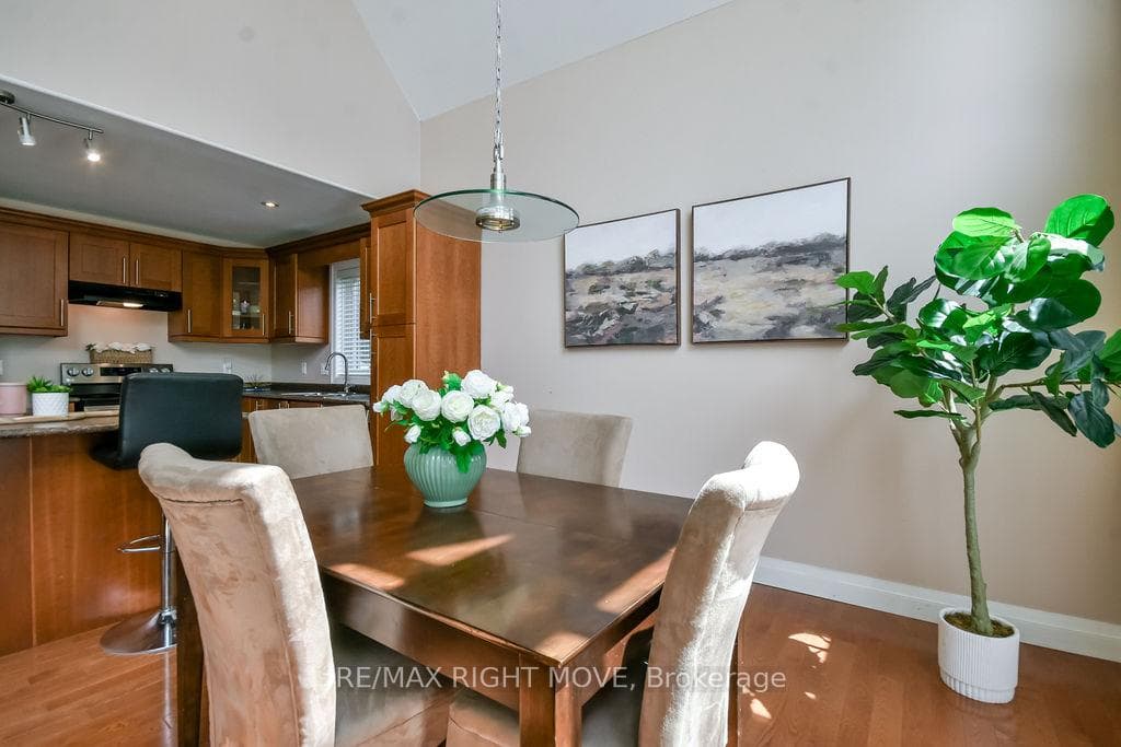 2956 Lakeside Drive photo 14