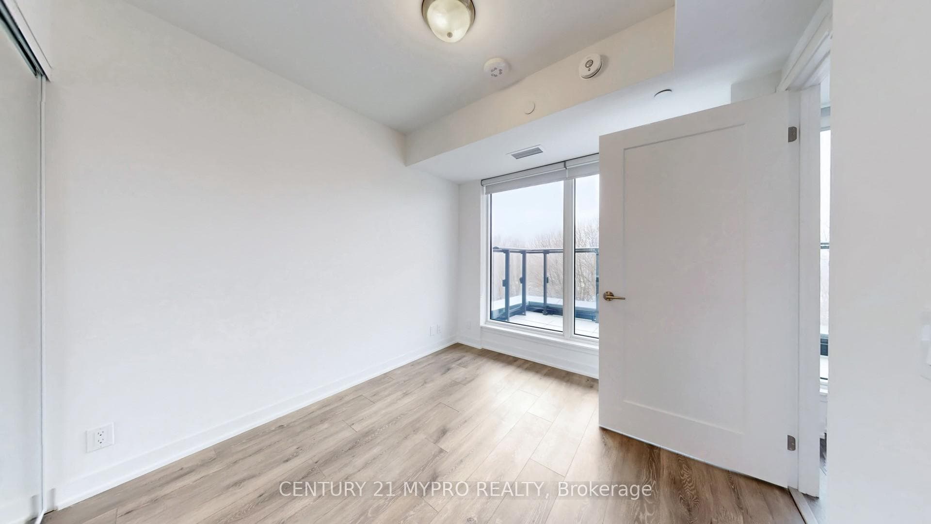2 Manderley Drive Unit 502 photo 10