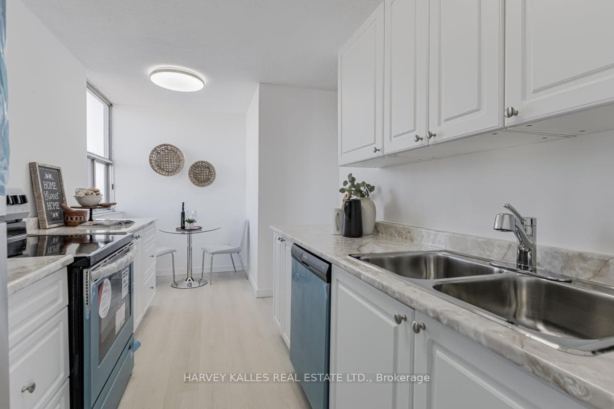 205 Hilda Avenue Unit 1003 photo 7
