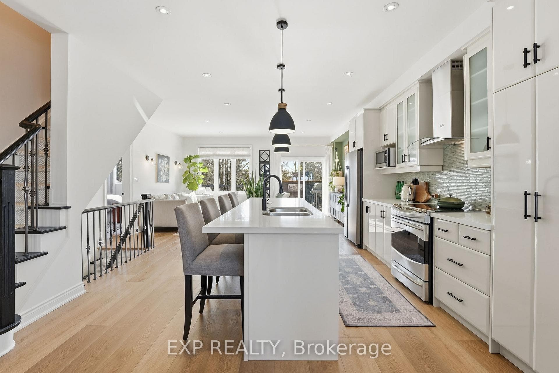 7 Brenner Court photo 6