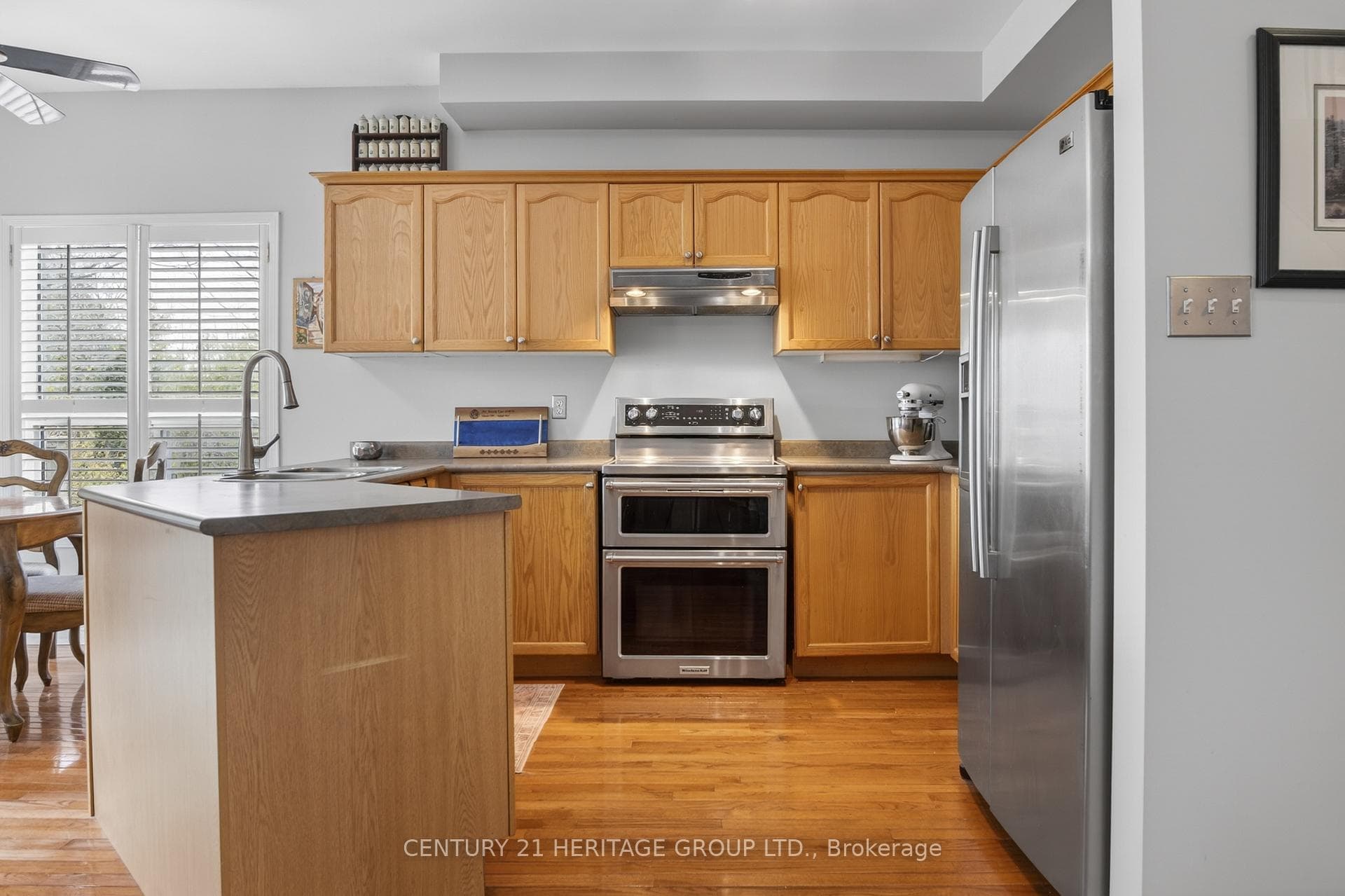 1858 Emerald Court photo 11