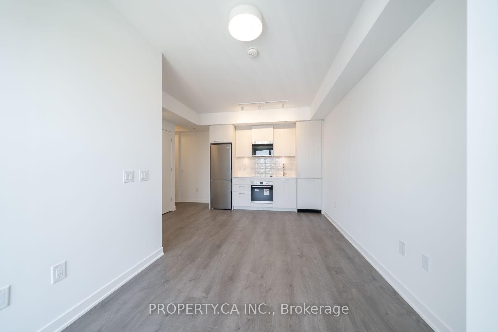 10 Oak Street Unit 1409 photo 8
