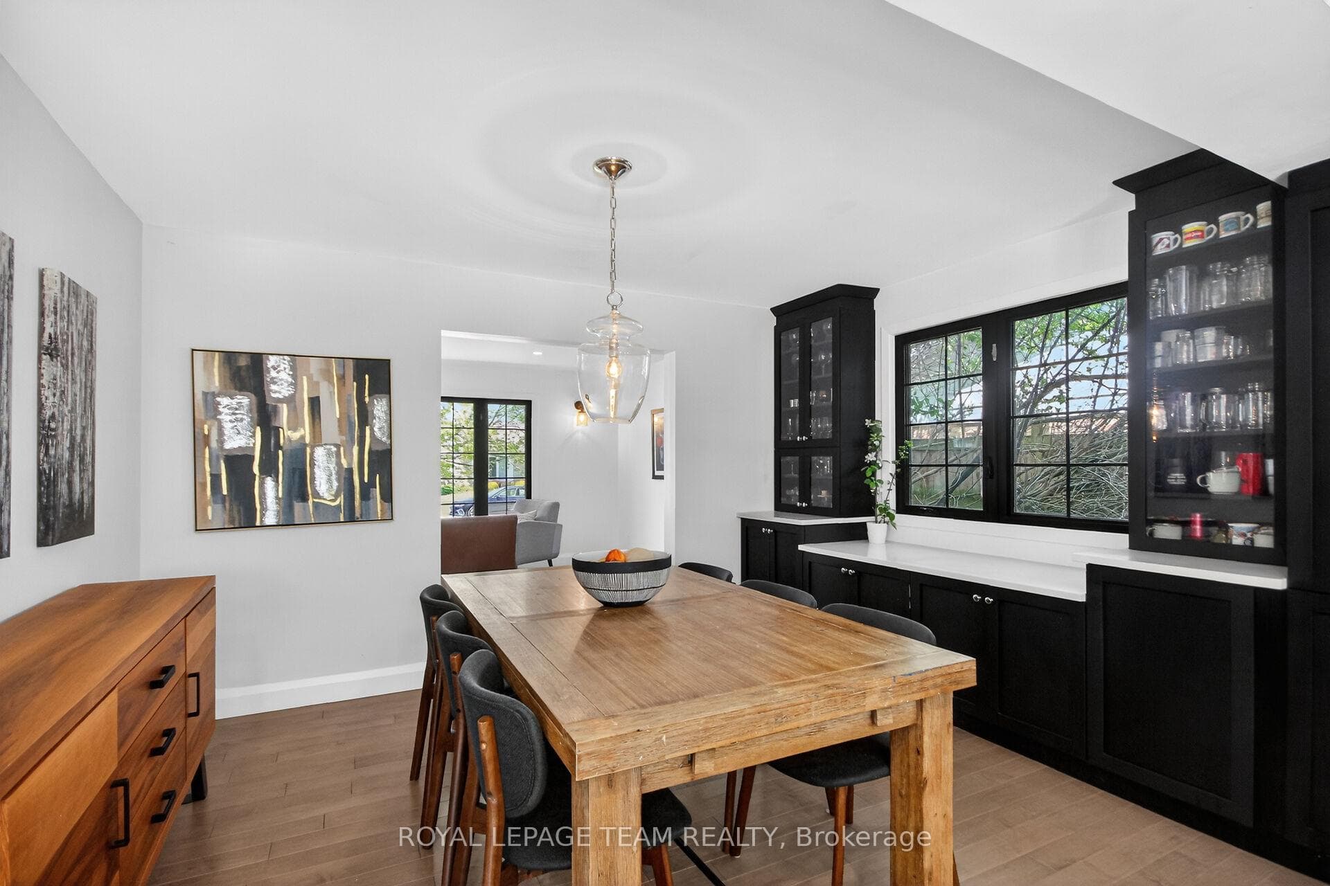 15 Markham Avenue photo 12