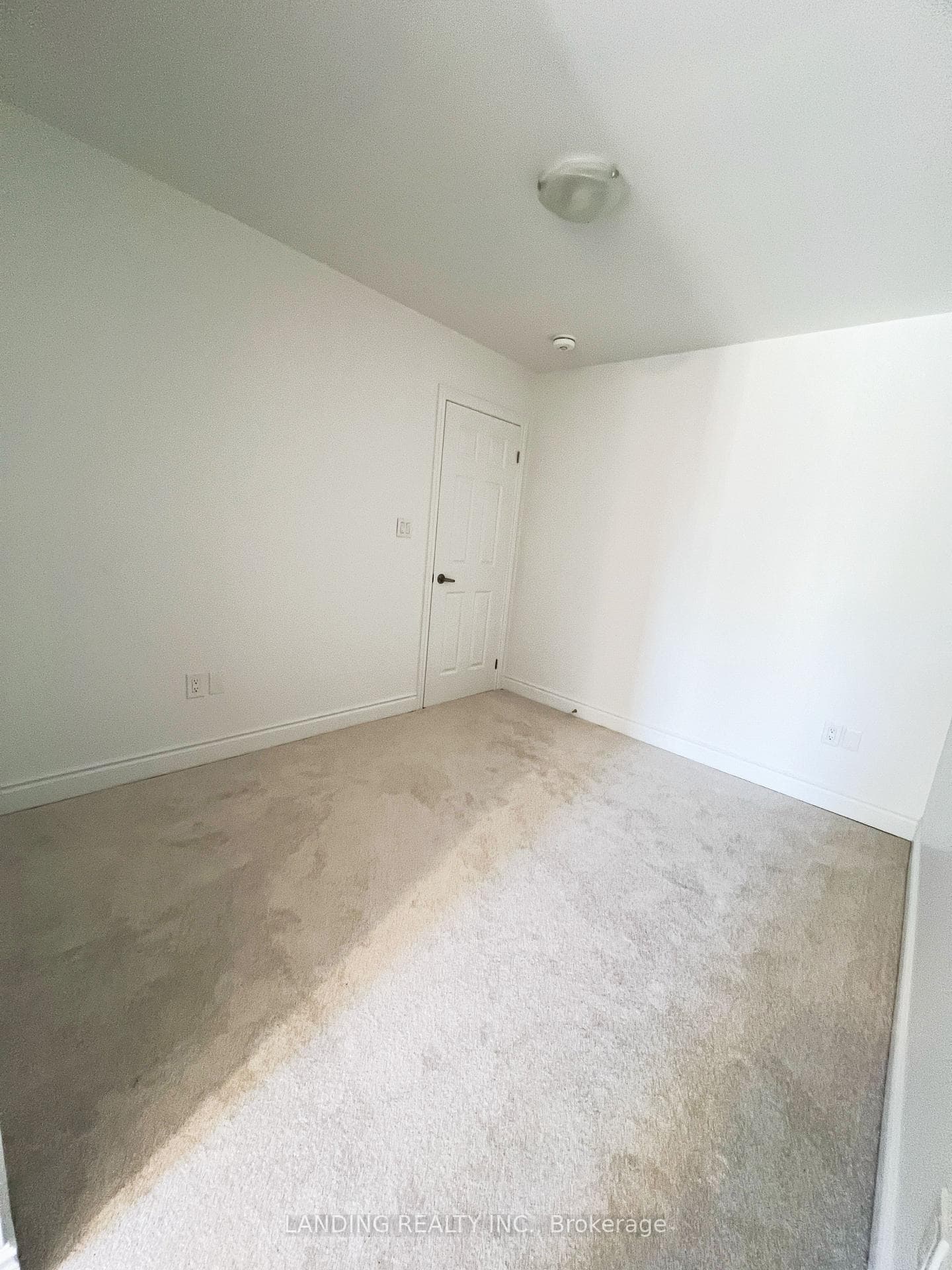 4580 16th Avenue photo 20