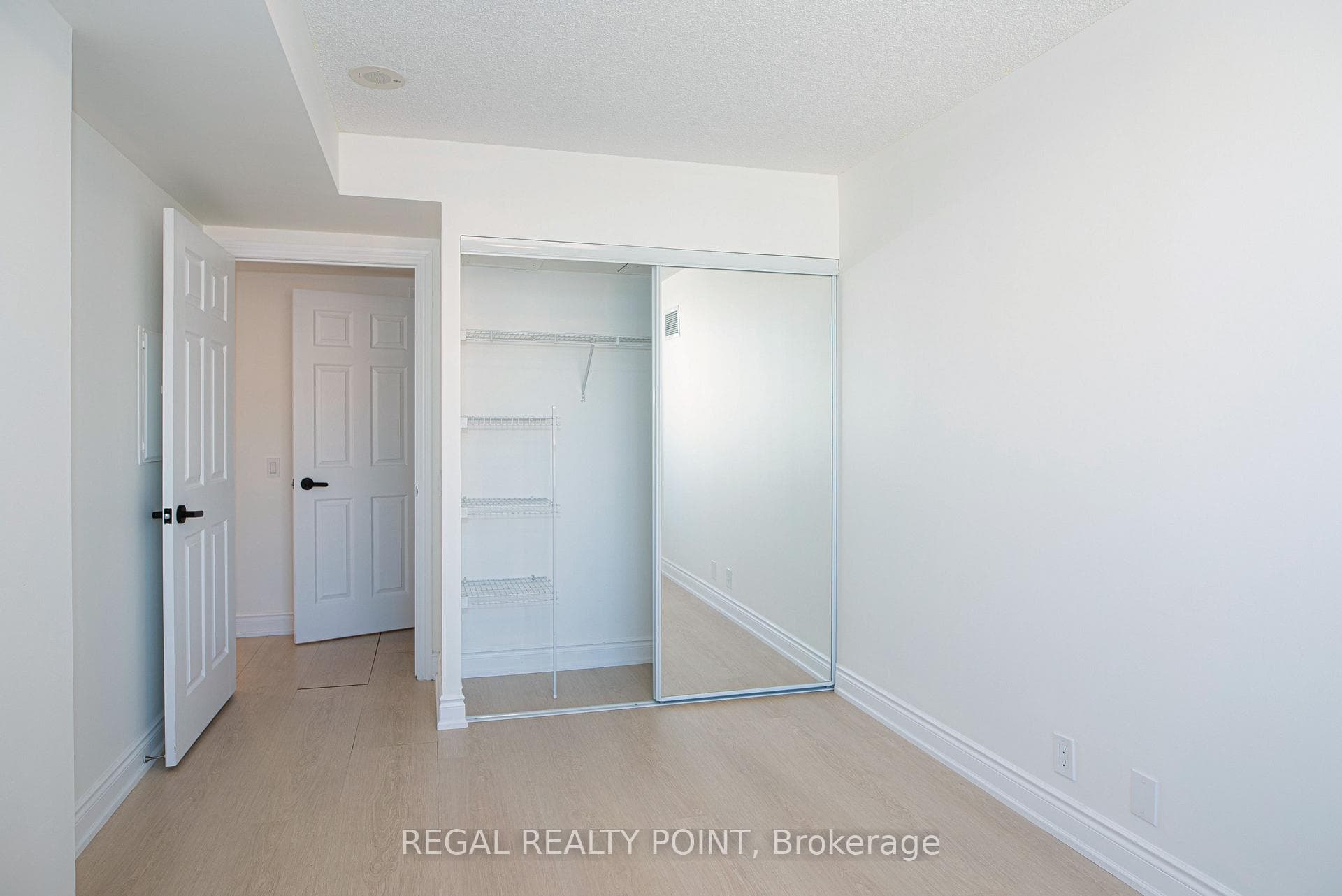 80 Harrison Garden Boulevard Unit 1016 photo 9