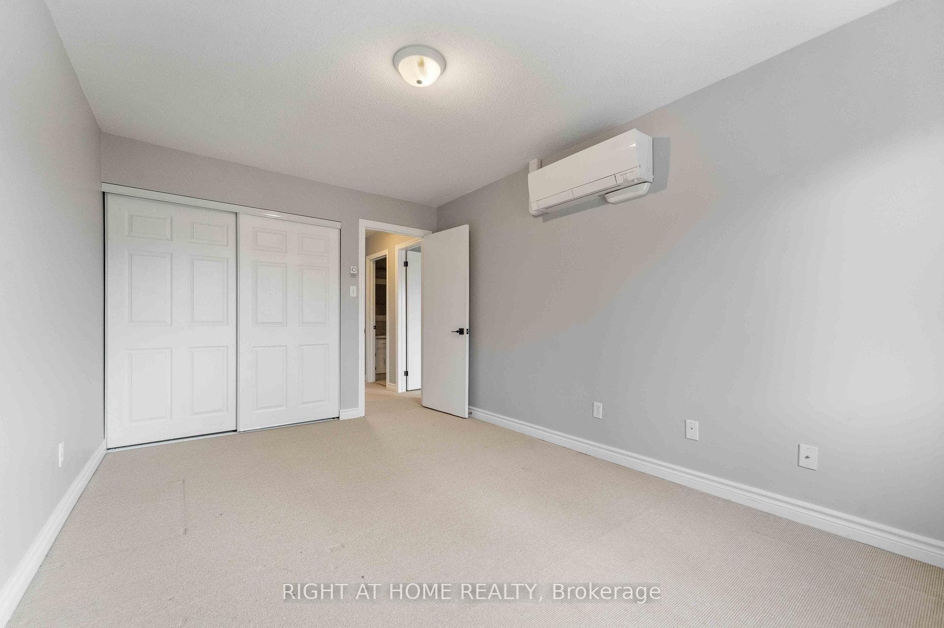 4 Chisholm Court photo 21