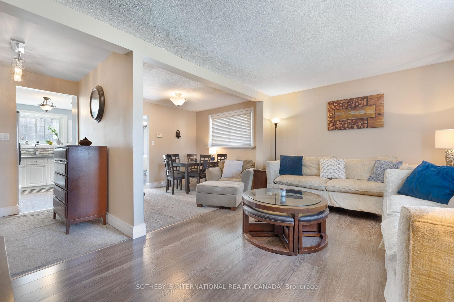 9 Aldergrove Circle photo 13