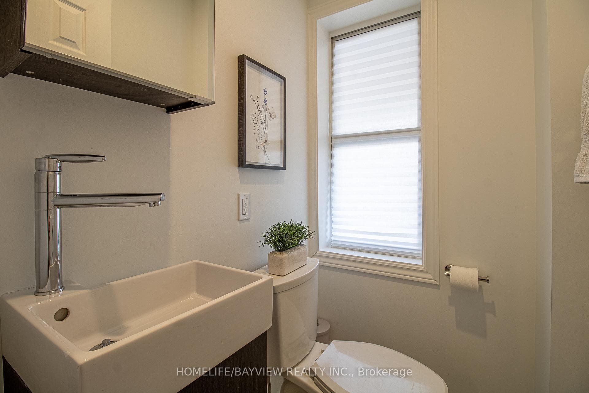 433 Davisville Avenue photo 7